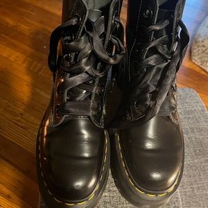 Doc marten mollys size 8